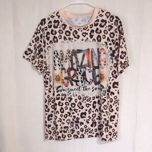 Amazing Grace Graphic Leopard Print Short Sleeve Tee Size Extra Large